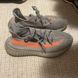 Adidas Yeezy Boost 350 V2 Beluga